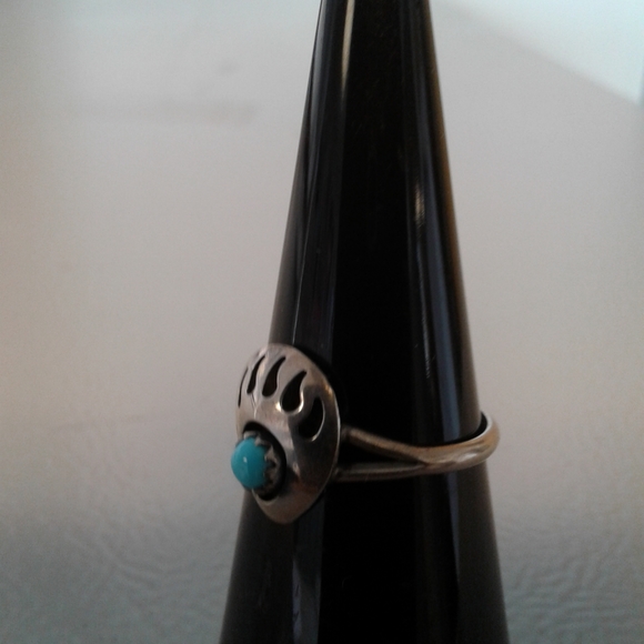 Native American Navajo Turquoise Bear Paw Ring - Picture 12 of 12